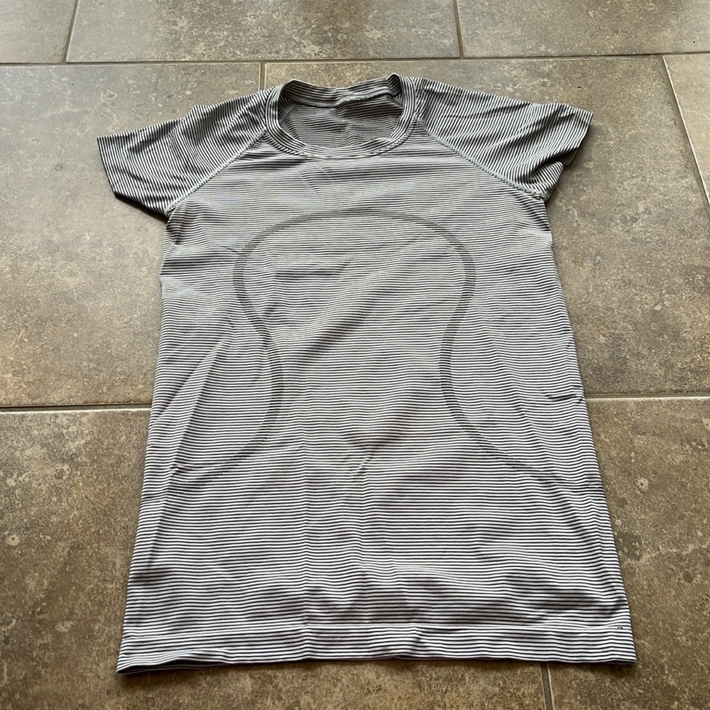 Lululemon Swiftly Tech
